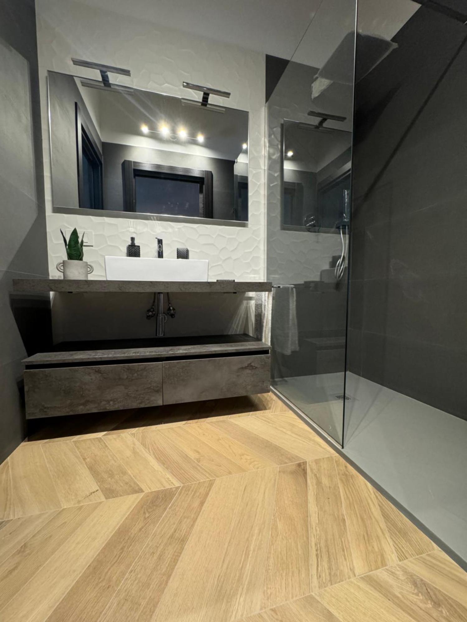 Sky Luxury Rooms Nettuno Kültér fotó