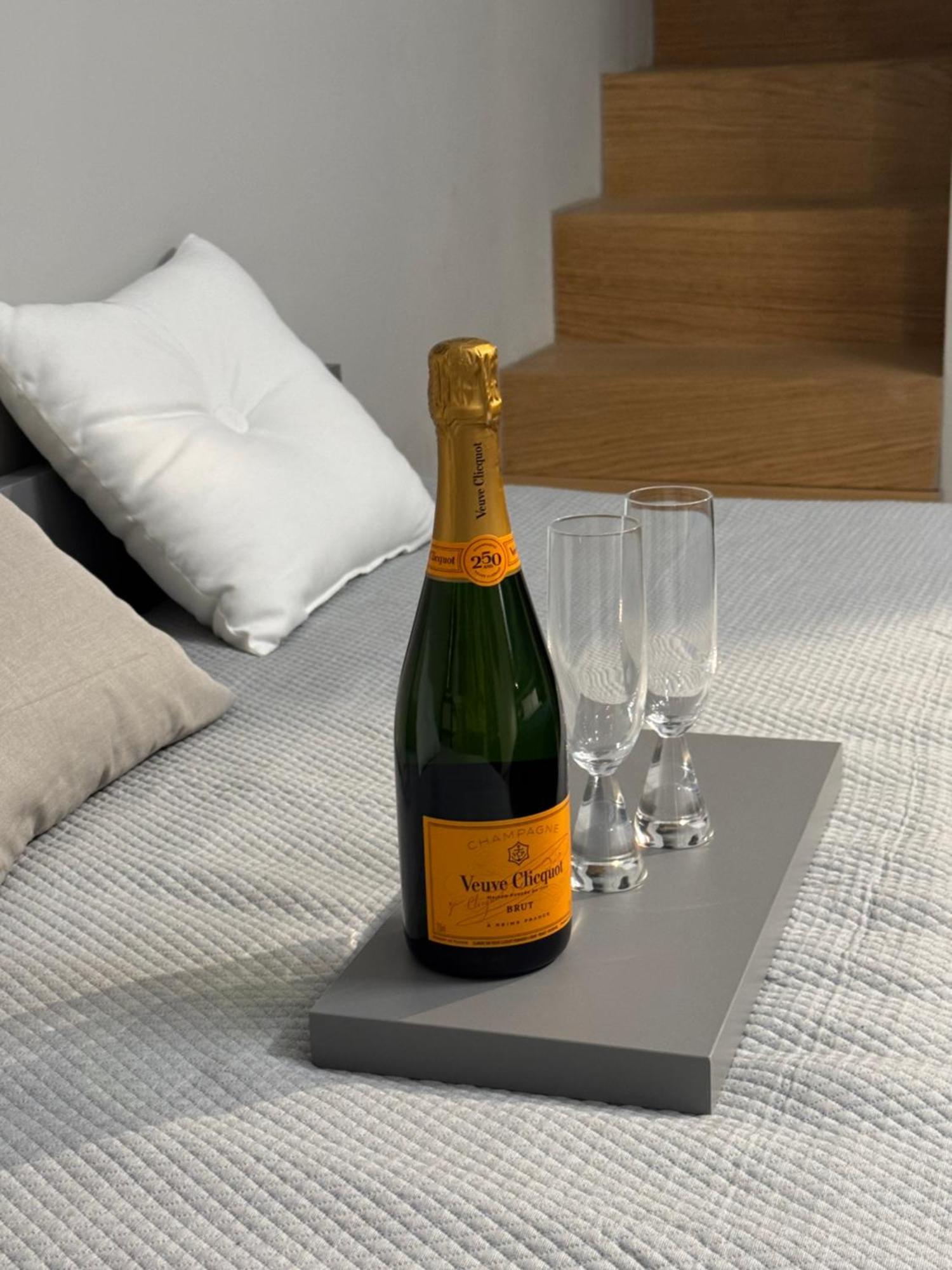 Sky Luxury Rooms Nettuno Kültér fotó