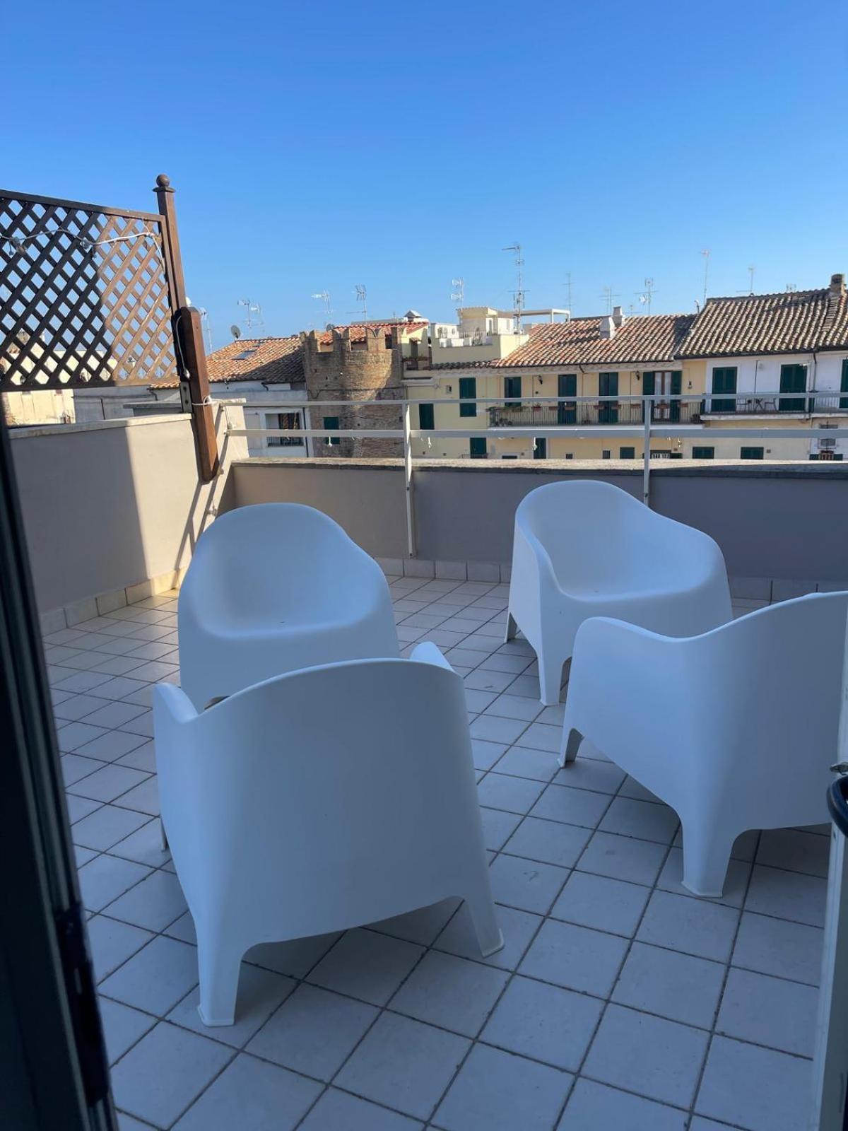 Sky Luxury Rooms Nettuno Kültér fotó